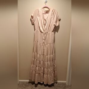 Joyfolie Elegant Cream Maxi Dress